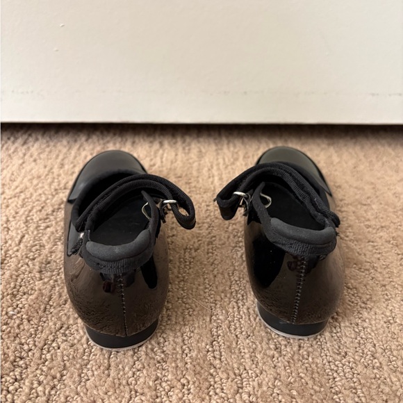 Girls' Tap Shoes Hook & Loop Strap - Picture 4 of 6